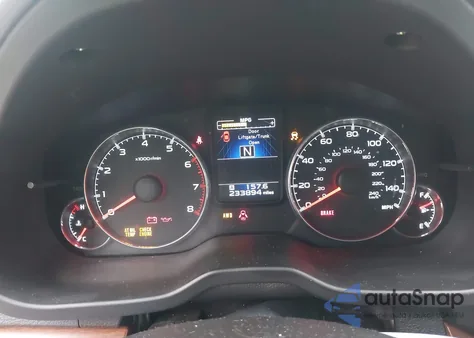 2014 Subaru Outback 2.5I Limited z USA, uszkodzony, nr VIN 4S4BRCMC4E3255806